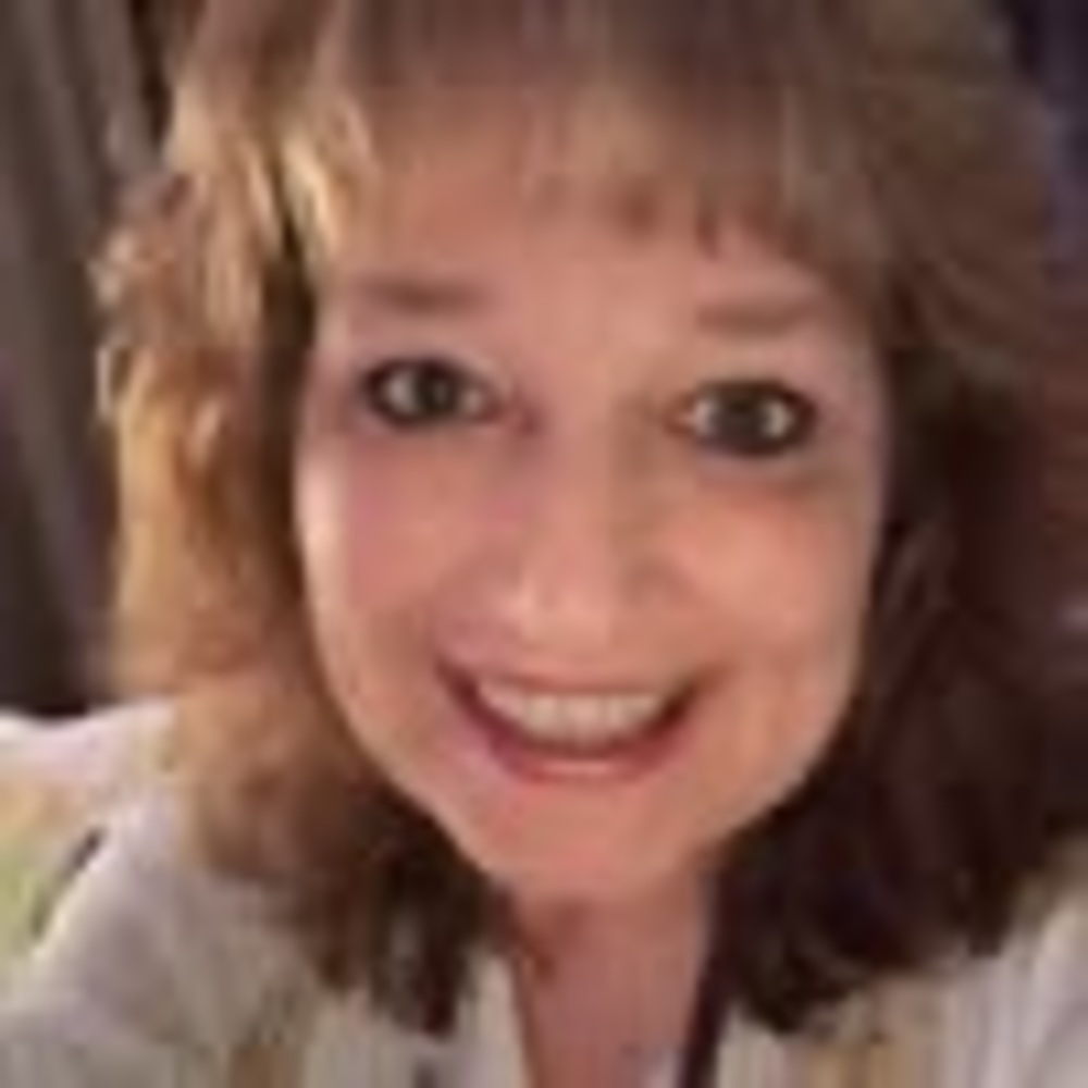 Meet your Posher, Debby